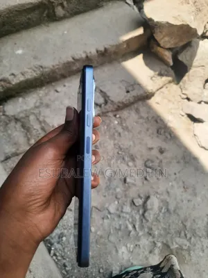 Tecno Spark 20 128 GB Blue