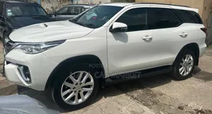 Toyota Fortuner 2017 White