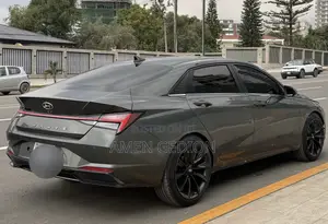 Hyundai Avante 2025 Gray