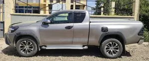 Toyota Hilux 2017 Brown