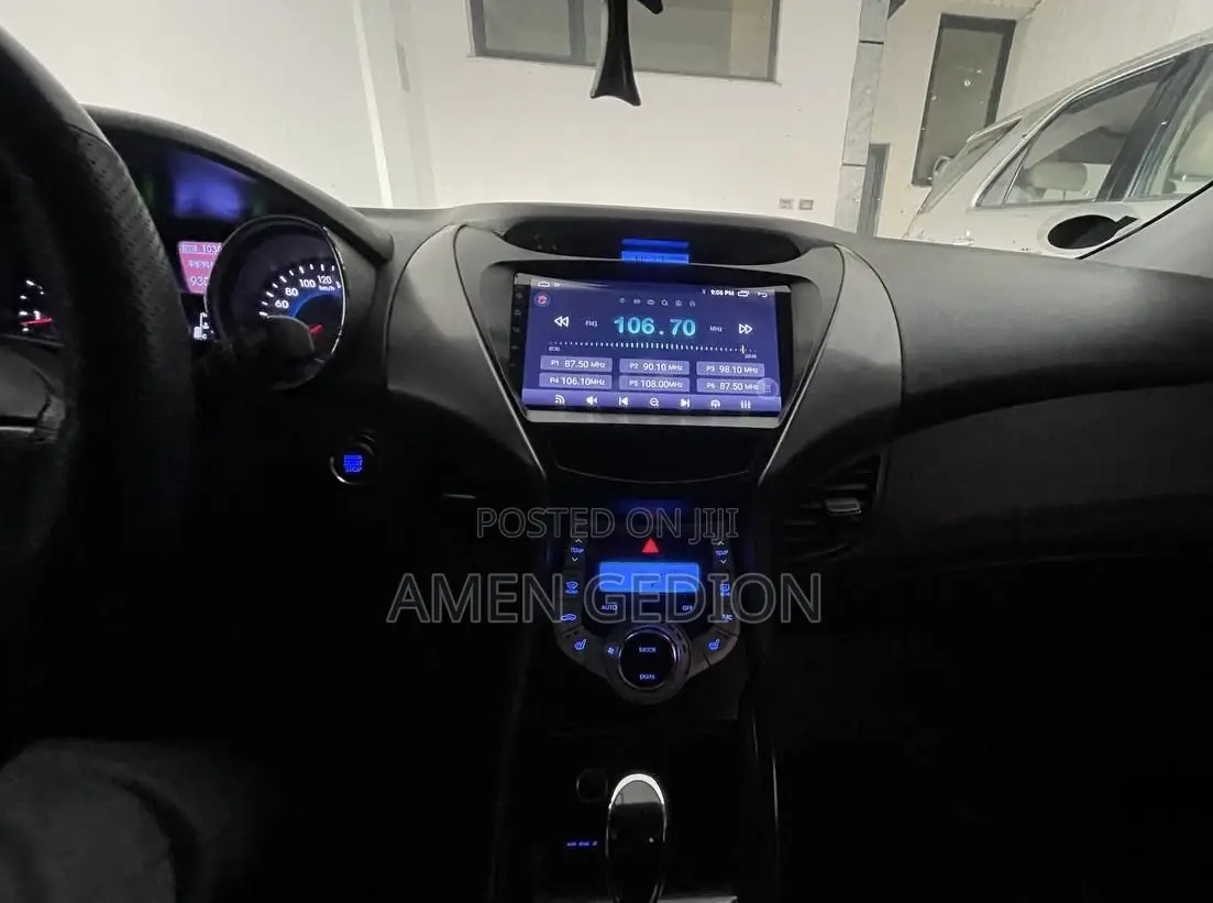 Hyundai Avante 2013 Silver