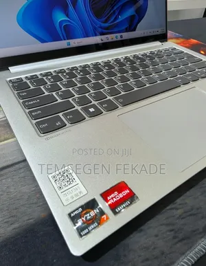 New Laptop Lenovo IdeaPad 720S 16GB AMD Ryzen 7 SSD 512GB