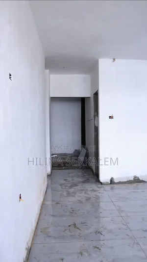 3bdrm Apartment in Emarosh, Nifas Silk-Lafto for sale