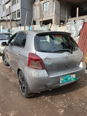 Toyota Yaris 2008 Gray