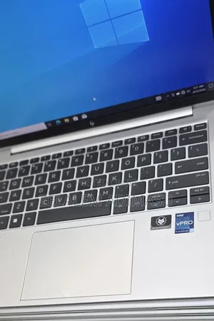 New Laptop HP EliteBook 840 G9 16GB Intel Core i7 SSD 512GB