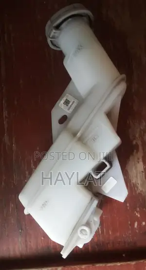 Dzire Brake Fluid Reservoir