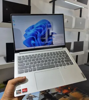 New Laptop Lenovo IdeaPad 720S 16GB AMD Ryzen 7 SSD 512GB