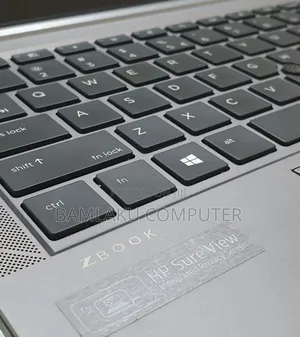 New Laptop HP ZBook Firefly 14 G7 16GB Intel Core i5 SSD 512GB
