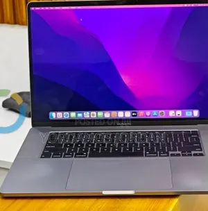 New Laptop Apple MacBook Pro 2018 32GB Intel Core i9 SSD 2T