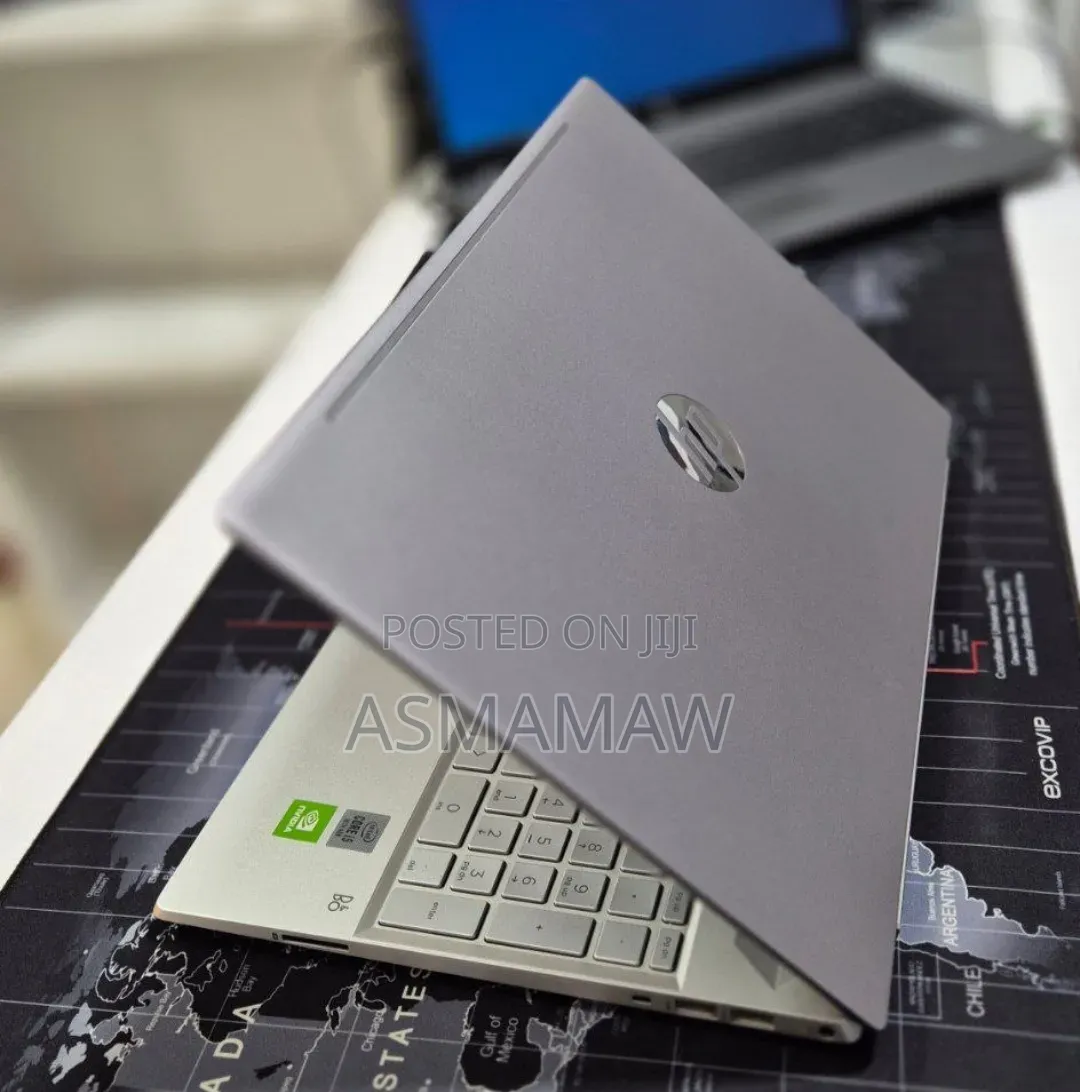 New Laptop HP Pavilion 15 8GB Intel Core i5 SSD 512GB