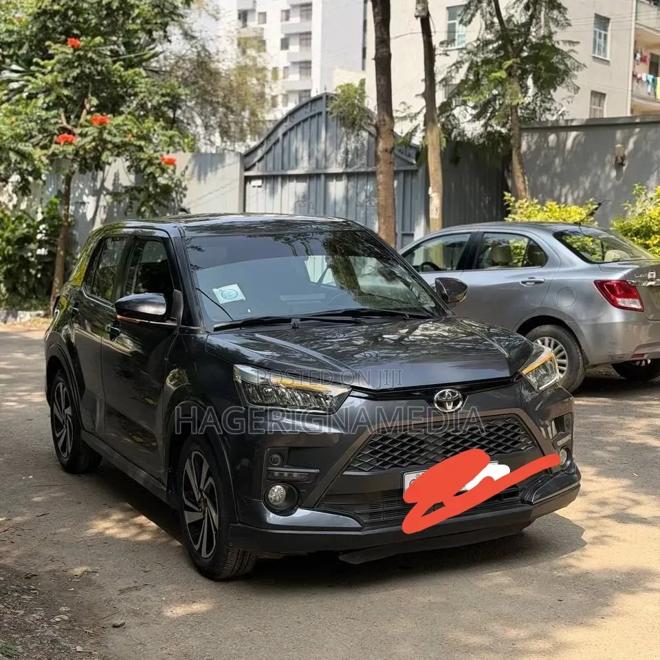 Toyota Raize 2022 Gray
