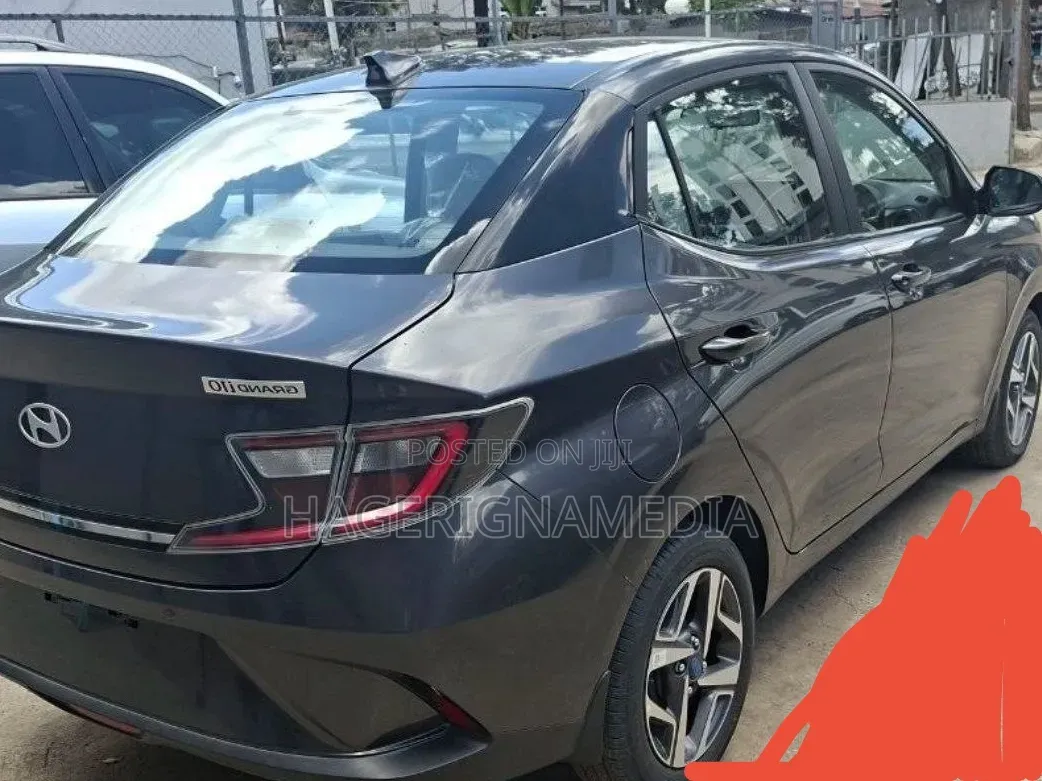 Hyundai I10 2023 Gray