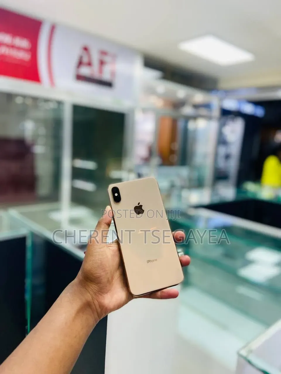 Apple iPhone XS 64 GB Gold