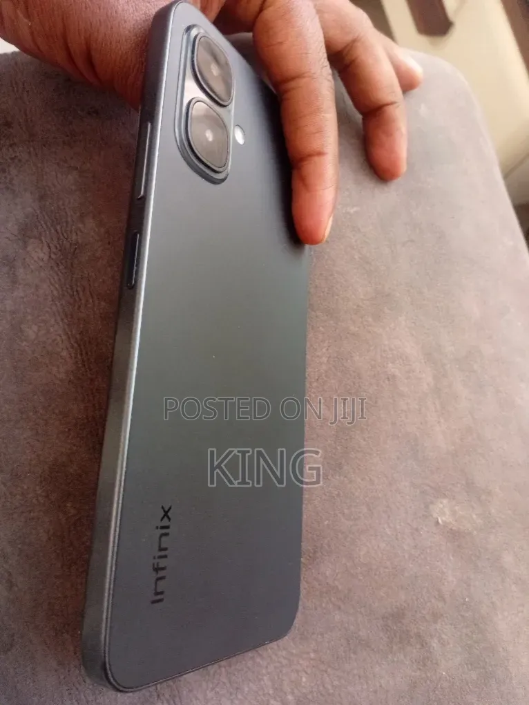Infinix Smart 10 64 GB Black
