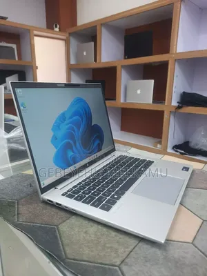 New Laptop HP EliteBook 840 G11 16GB Intel Core Ultra 7 SSD 512GB