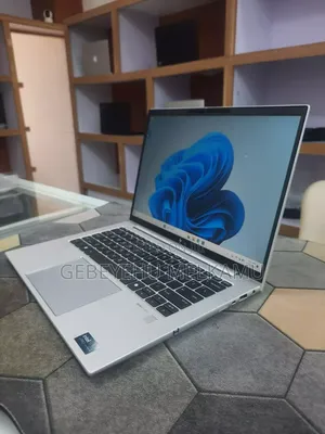 New Laptop HP EliteBook 840 G11 16GB Intel Core Ultra 7 SSD 512GB