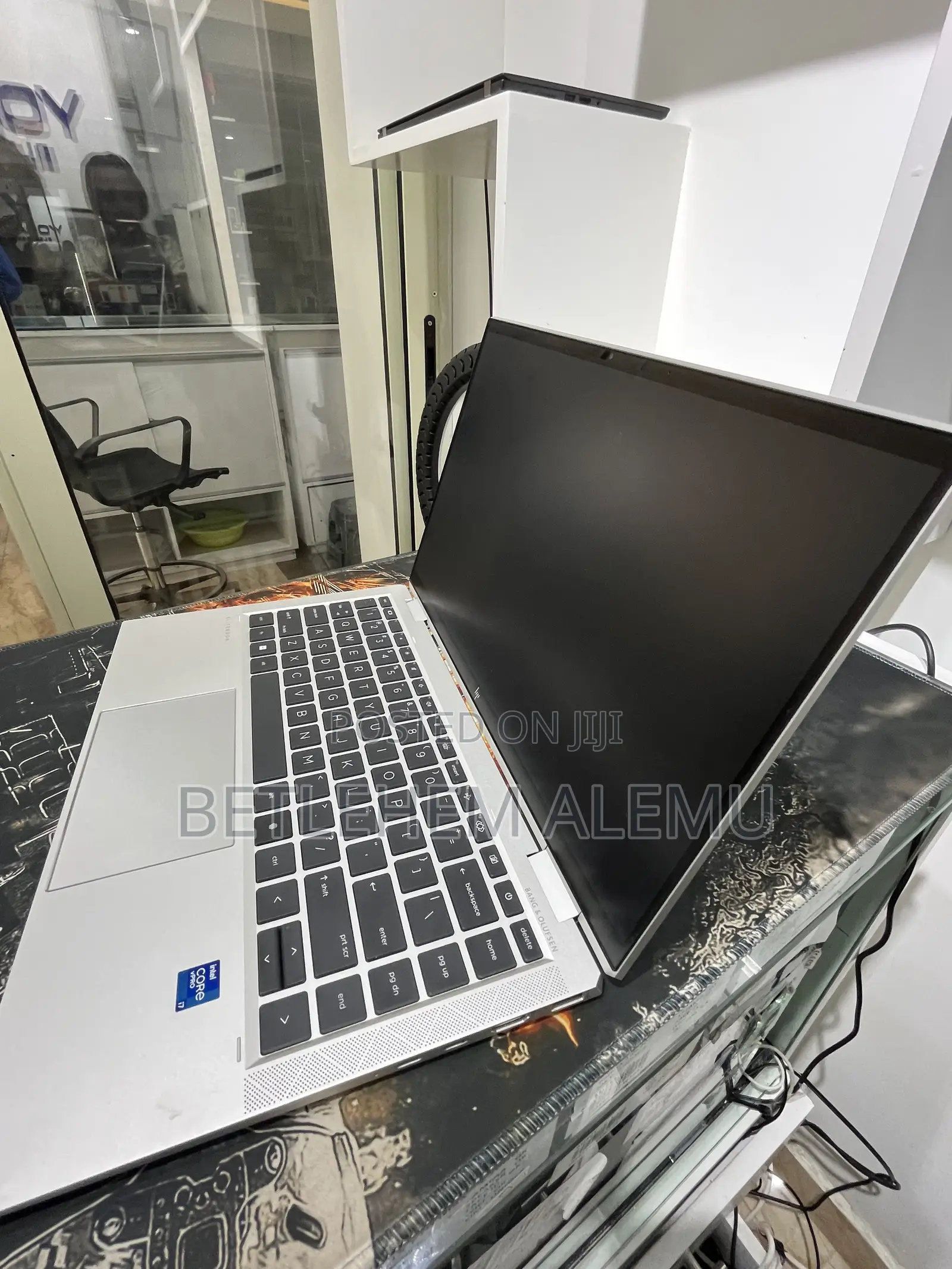 New Laptop HP EliteBook 1040 G8 32GB Intel Core i7 SSD 512GB
