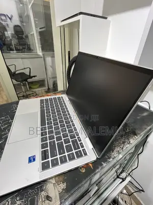New Laptop HP EliteBook 1040 G8 32GB Intel Core i7 SSD 512GB