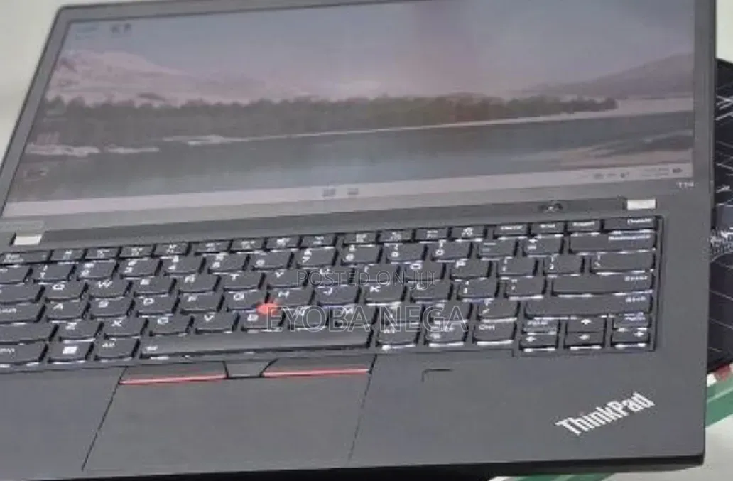 New Laptop Lenovo ThinkPad T14 16GB Intel Core i7 SSD 256GB