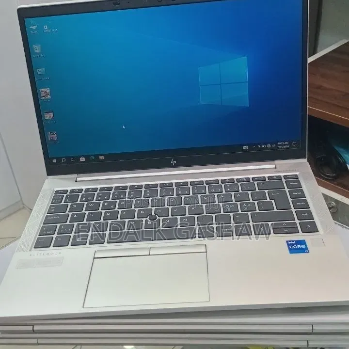 New Laptop HP EliteBook 840 G8 16GB Intel Core i7 SSD 512GB