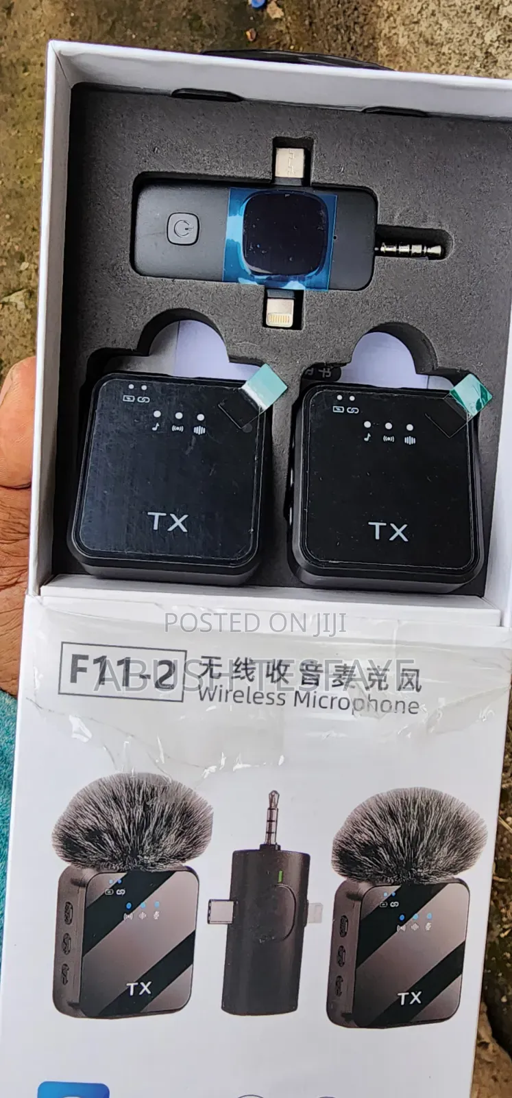 F11-3in1Wireless Microphone