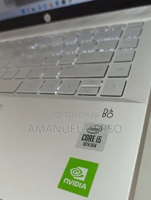 New Laptop HP Pavilion 10 8GB Intel Core i5 SSD 512GB
