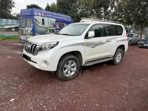 Toyota Land Cruiser Prado 2018 White