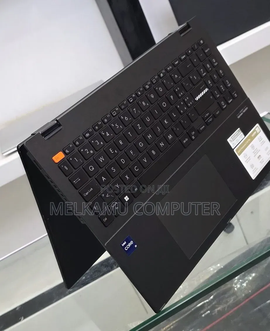 New Laptop Asus Vivobook 16 16GB Intel Core i9 SSD 1T