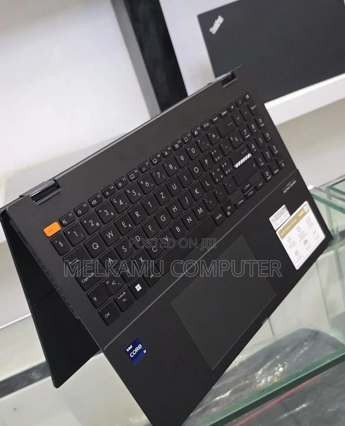 New Laptop Asus Vivobook 16 16GB Intel Core i9 SSD 1T
