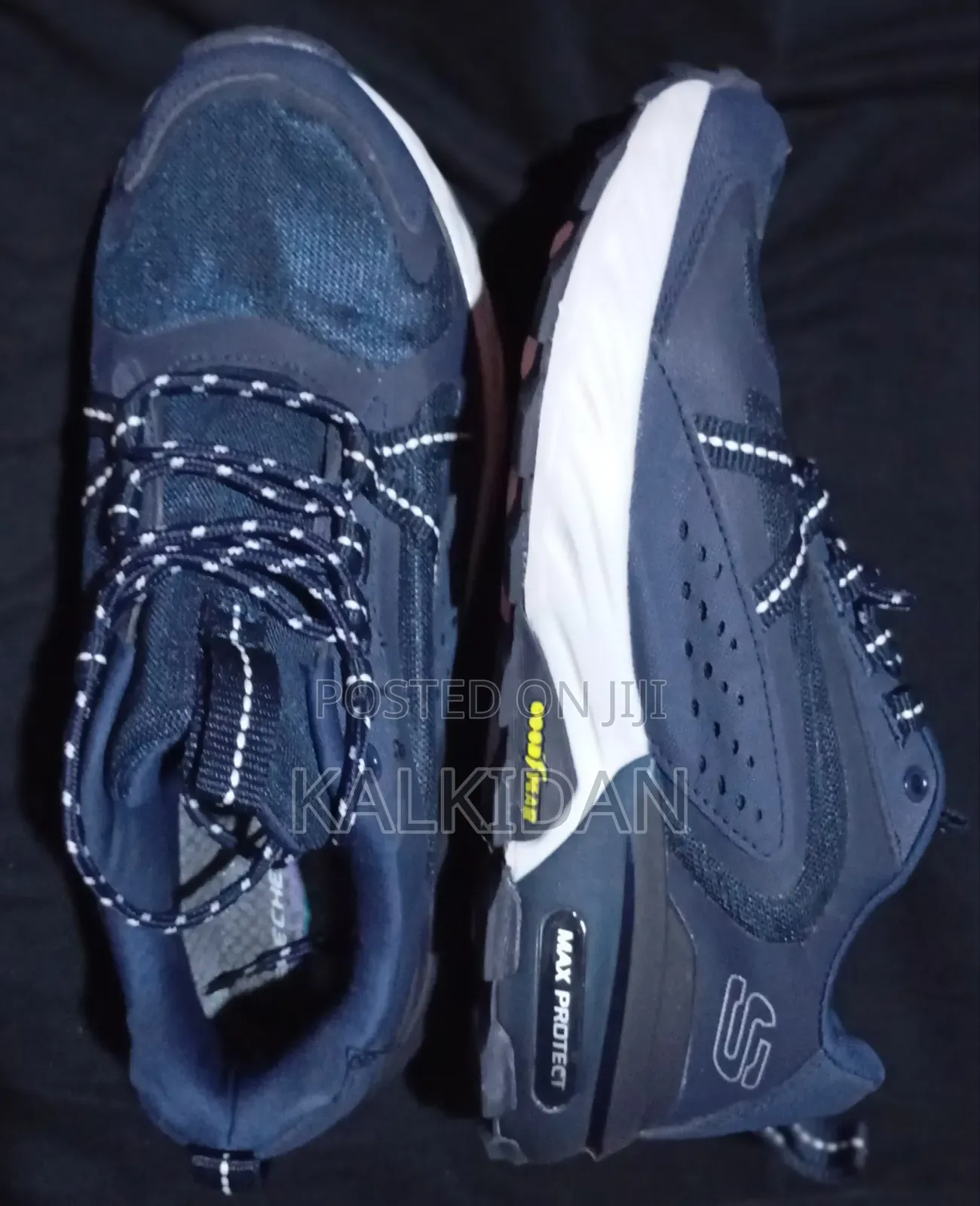 Adidas Skechers