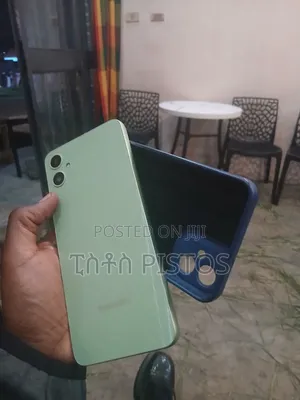 Samsung Galaxy M05 64 GB Green