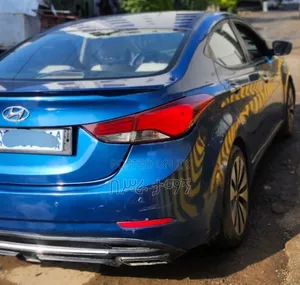 Hyundai Avante 2016 Blue