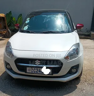 Suzuki Swift 2022 White