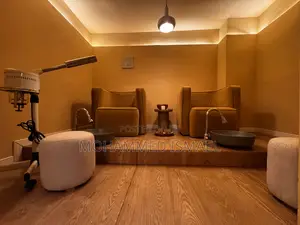 Luxury Salon
