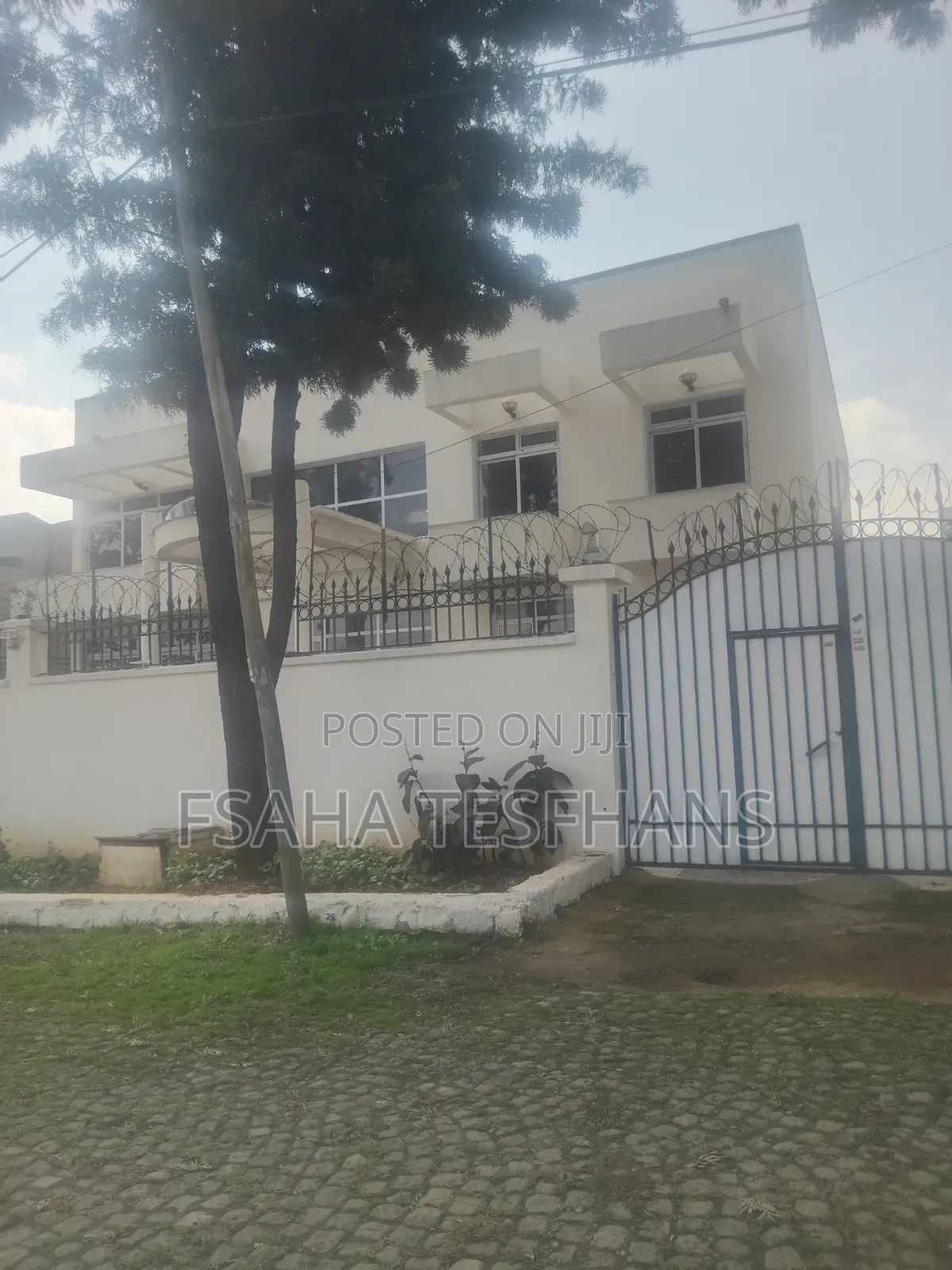 5bdrm House in G+1, Bole for rent