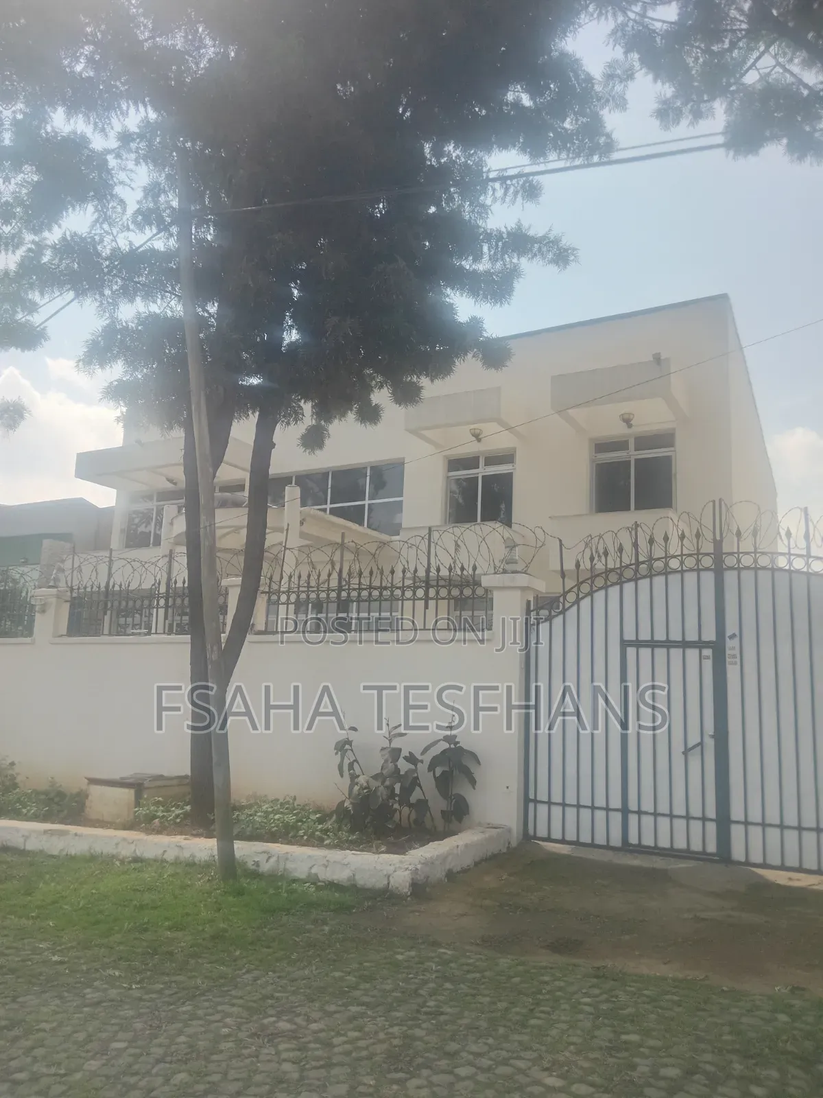 5bdrm House in G+1, Bole for rent