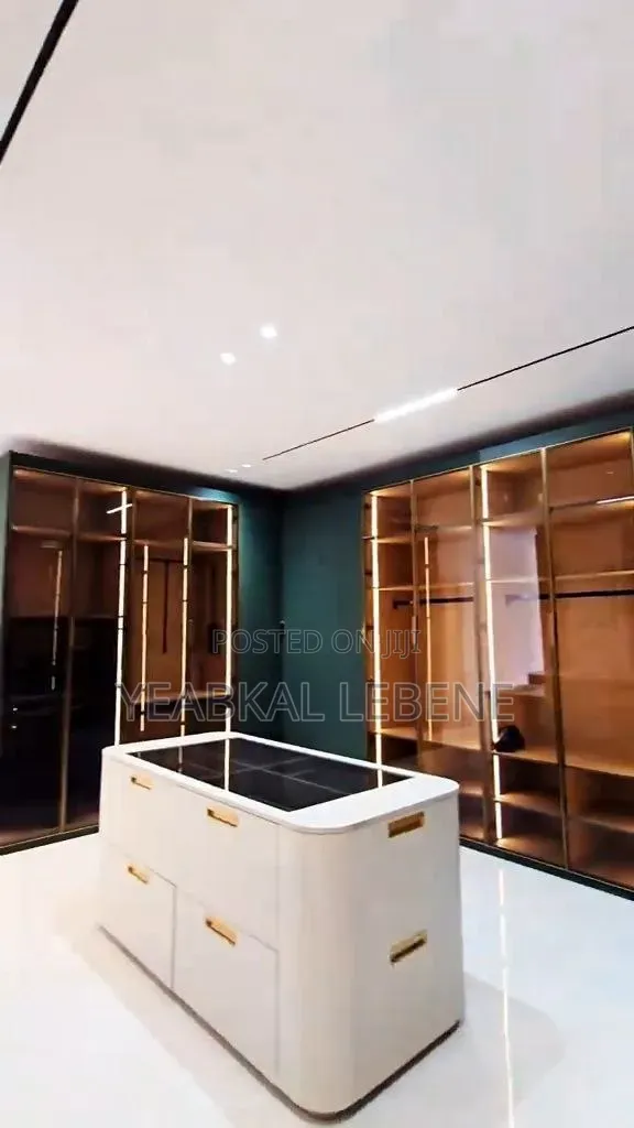 7bdrm House in Bole for sale