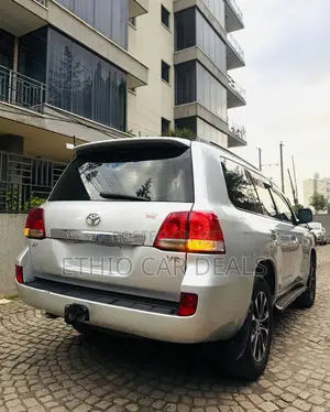 Toyota Land Cruiser 2009 Silver