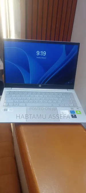 New Laptop HP 14z 16GB Intel Core i5 SSD 512GB