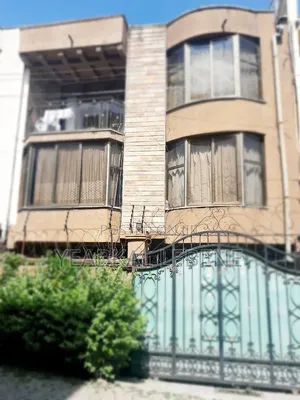 6bdrm House in Bole for sale