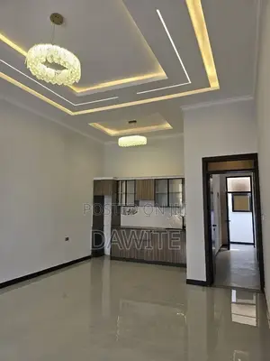 5bdrm Villa in የግል, Bole for sale