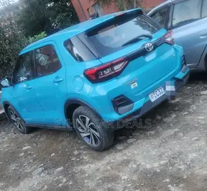 Toyota Raize 2022 Blue