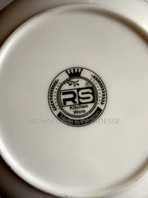 Premium RS Melamine Plates Set – የማይሰበር እና ጥራት ያለው የሳህን ስብስብ