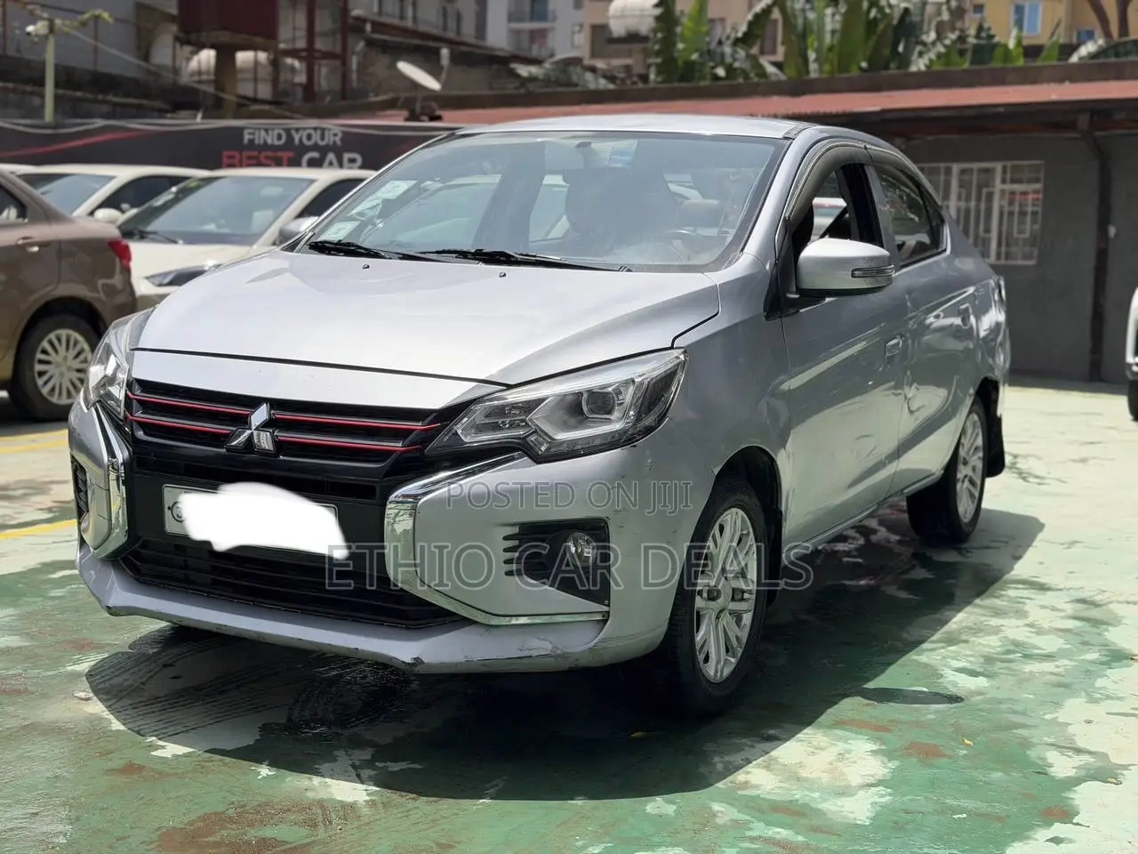 Mitsubishi Attrage 2021 Silver