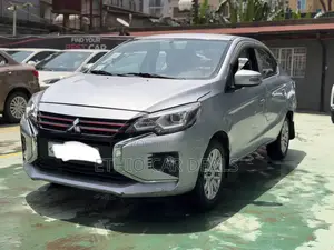 Mitsubishi Attrage 2021 Silver