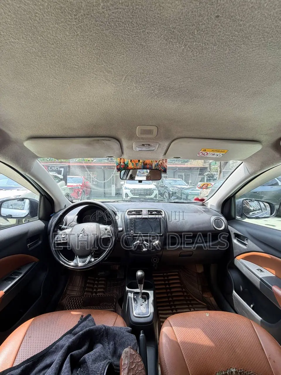 Mitsubishi Attrage 2021 Silver