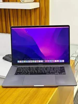 New Laptop Apple MacBook 2018 32GB Intel Core i9 SSD 2T