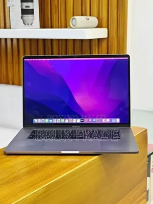 New Laptop Apple MacBook 2018 32GB Intel Core i9 SSD 2T