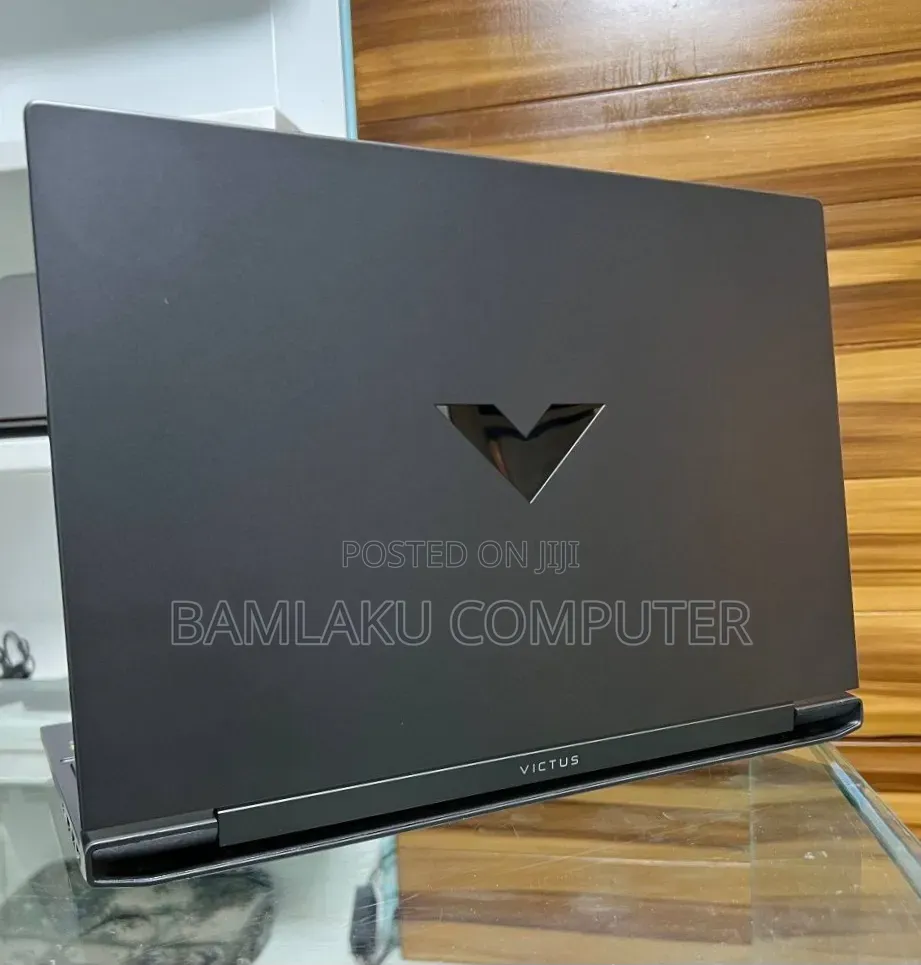 New Laptop HP Victus 15 16GB Intel Core i5 SSD 512GB