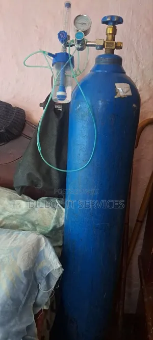 Cylinder Oxygen 40.4 Litter With Regulator